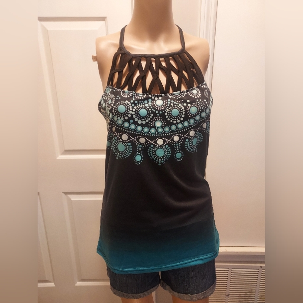 New sleeveless blouse